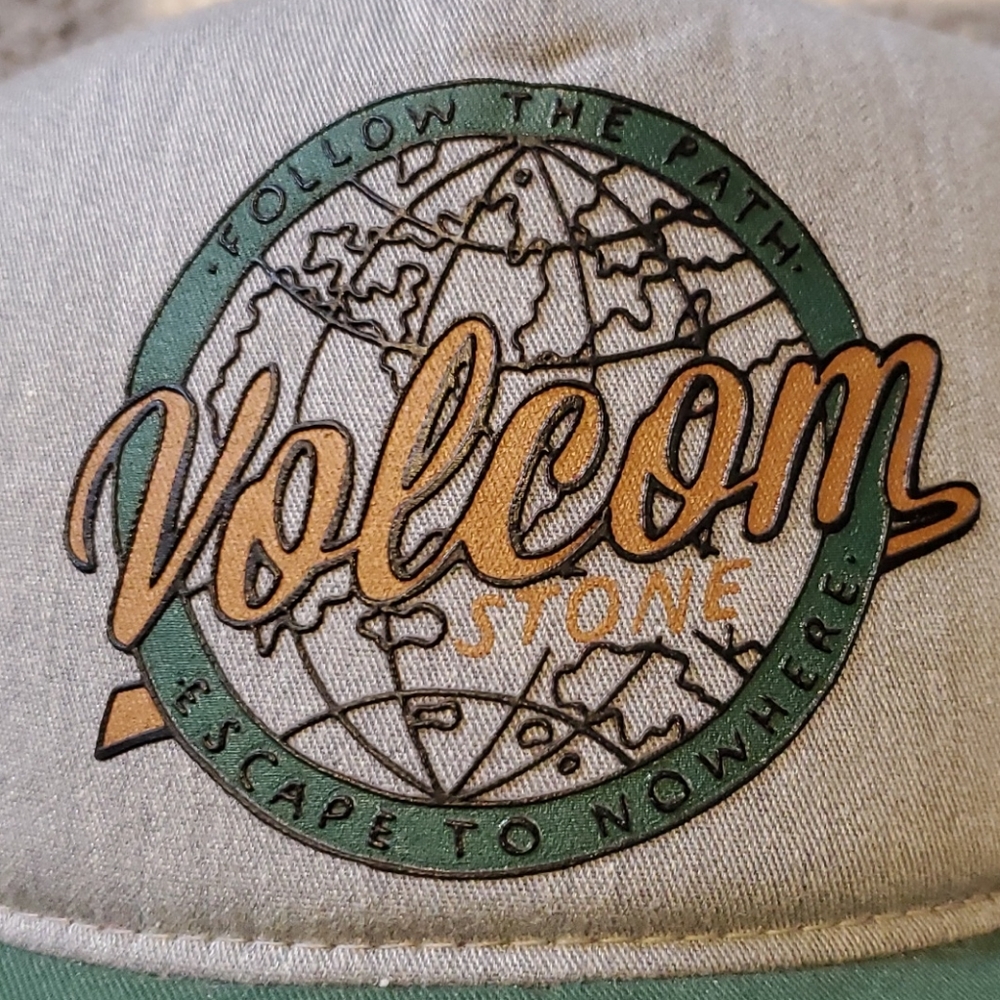 Volcom trucker hat - Picture 6 of 7